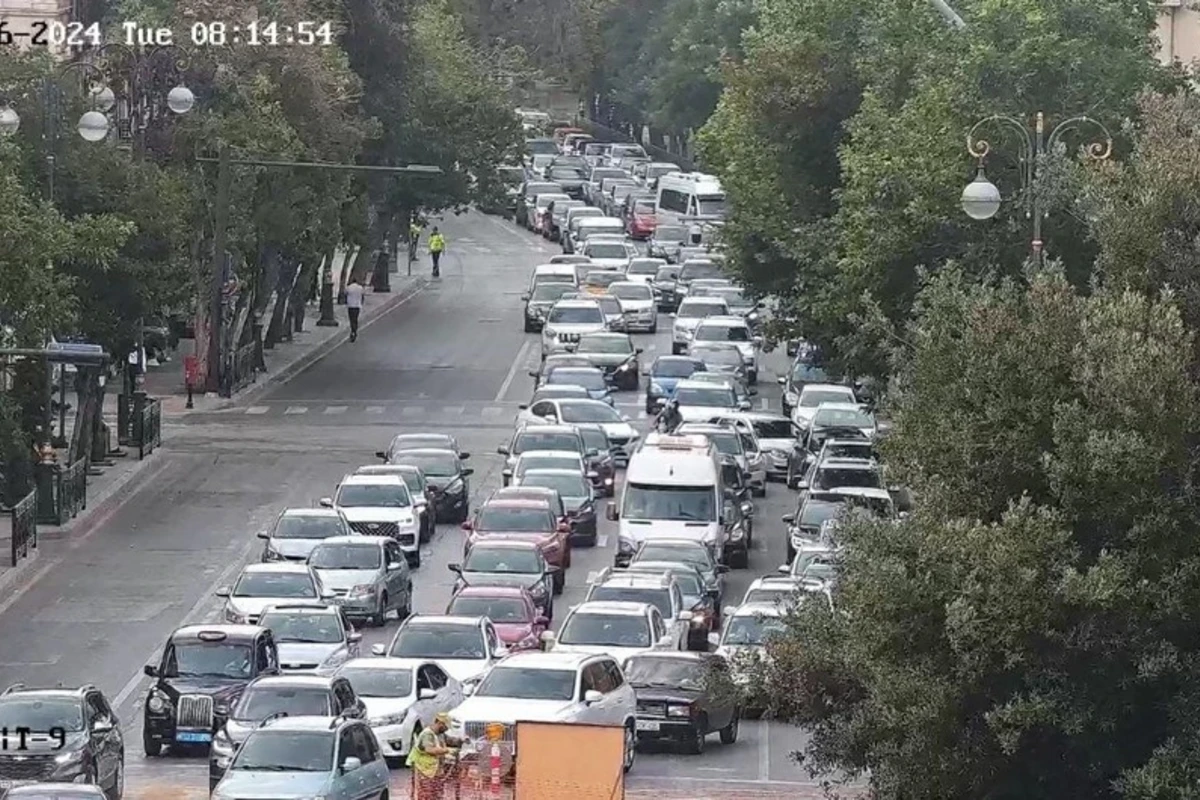 Bakıda tıxac olan yolların adları açıqlanıb - SİYAHI Bakıda tıxac olan yolların adları açıqlanıb - SİYAHI