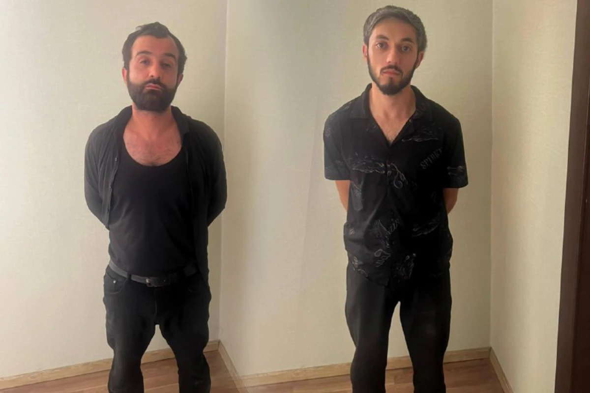 Taksi şoferini əvvəlcə döydülər, sonra bıçaqla... - FOTO