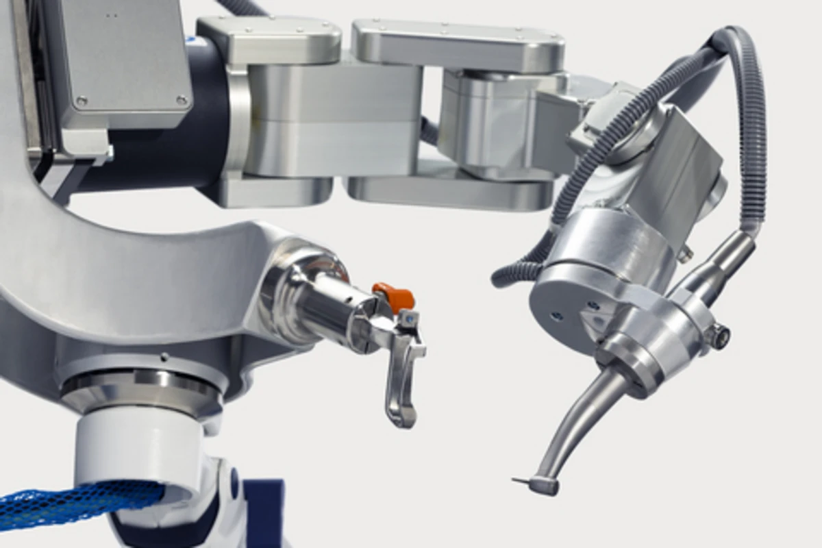 Bu da oldu - Robot dünyada ilk diş əməliyyatını etdi - FOTO