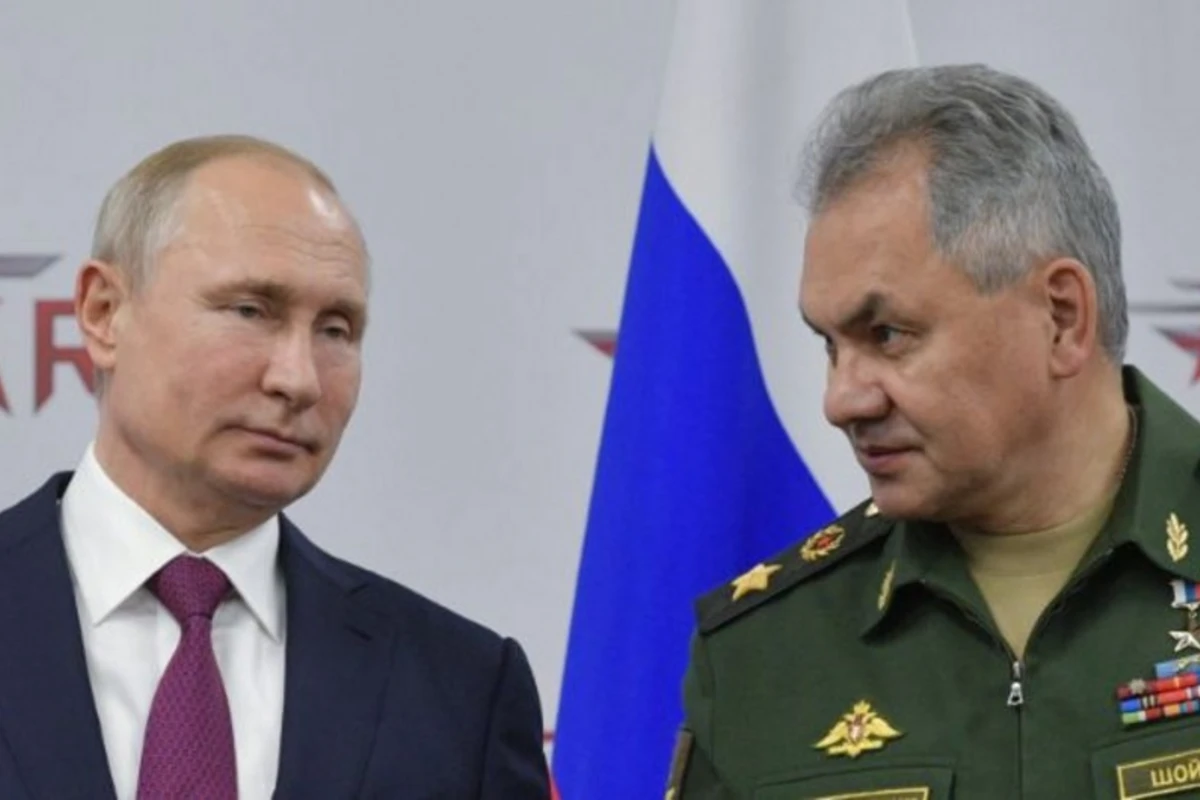 Putin Şoyqudan İran və Azərbaycana səfərlərinin nəticələri barədə məlumat verməsini istəyib Putin Şoyqudan İran və Azərbaycana səfərlərinin nəticələri barədə məlumat verməsini istəyib
