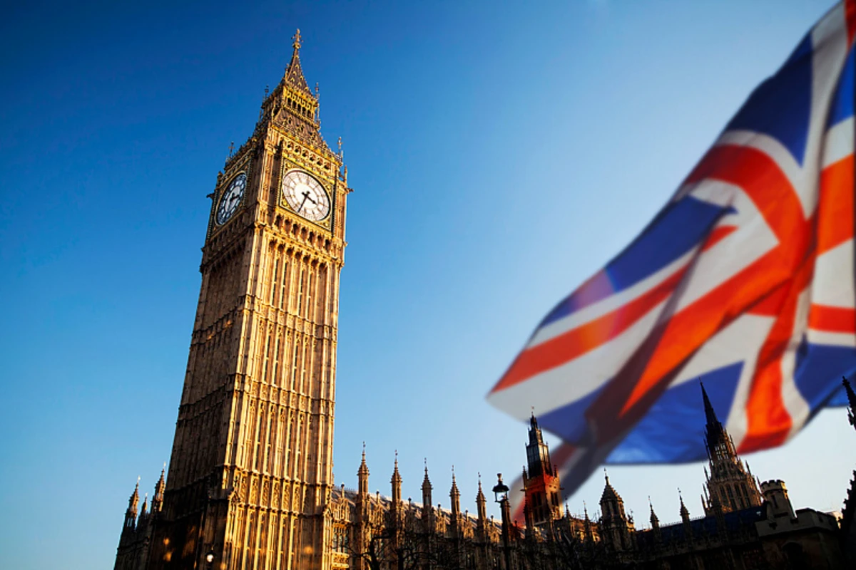 Böyük Britaniya Belarusun müdafiə sənayesinə qarşı sanksiyalar tətbiq etdi Böyük Britaniya Belarusun müdafiə sənayesinə qarşı sanksiyalar tətbiq etdi