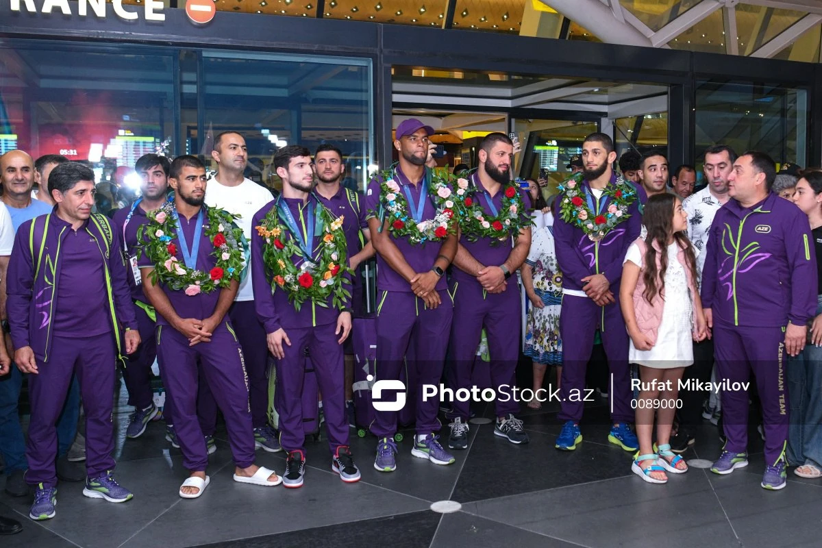 MOK Prezidenti Paris Olimpiadasının qaliblərini mükafatlandırıb