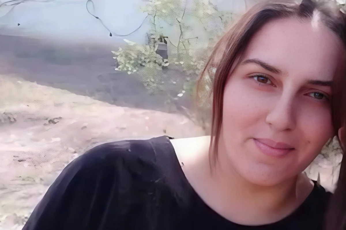Bu gün Bakıda baş verən intihar hadisəsinin bəzi təfərrüatı məlum olub. Bu gün Bakıda baş verən intihar hadisəsinin bəzi təfərrüatı məlum olub.