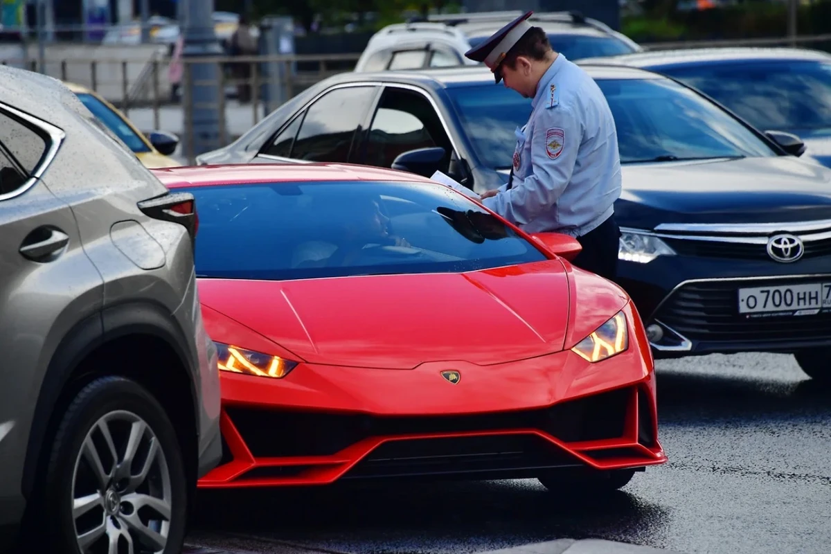 Lamborghinini qaçırıb 16 saat sürdü, sonra sahibi ilə barışdı