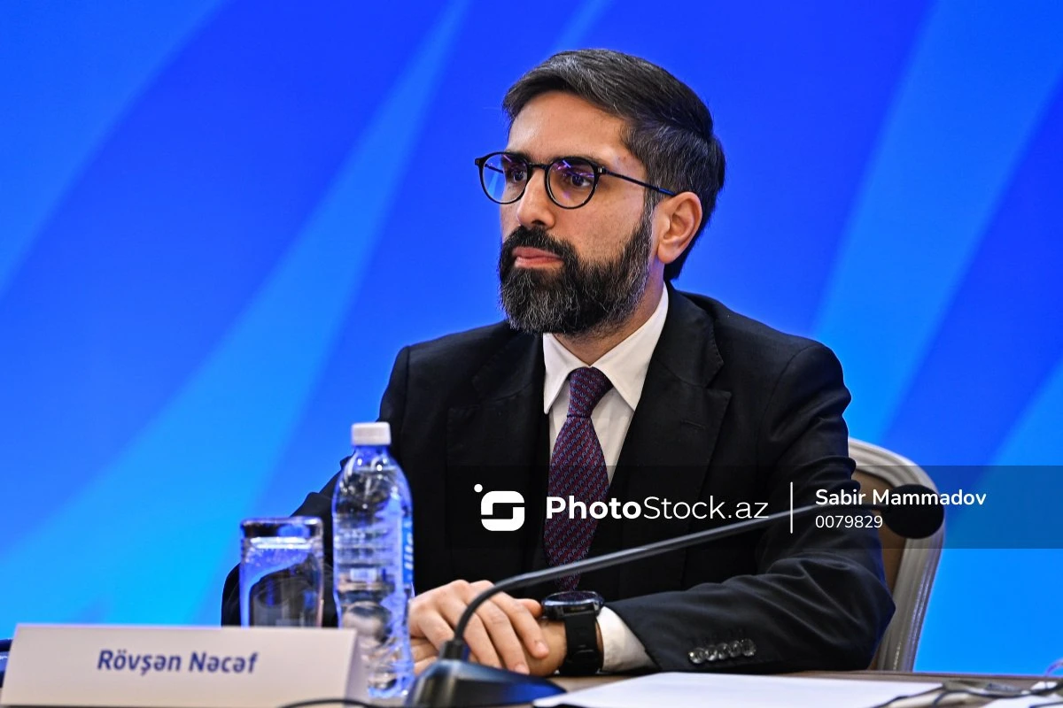 Rövşən Nəcəf Zirə futbol klubunu təbrik etdi - FOTO