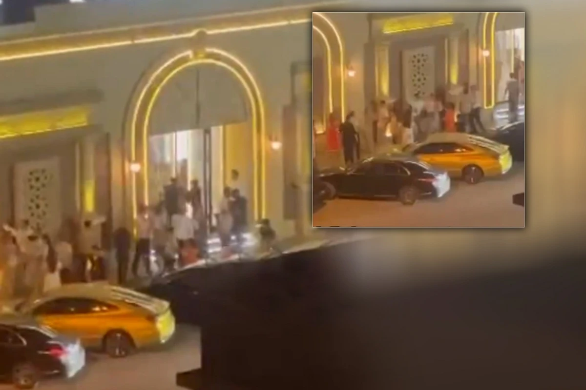 Bakıda məşhur restoranın qarşısında əlbəyaxa DAVA - VİDEO