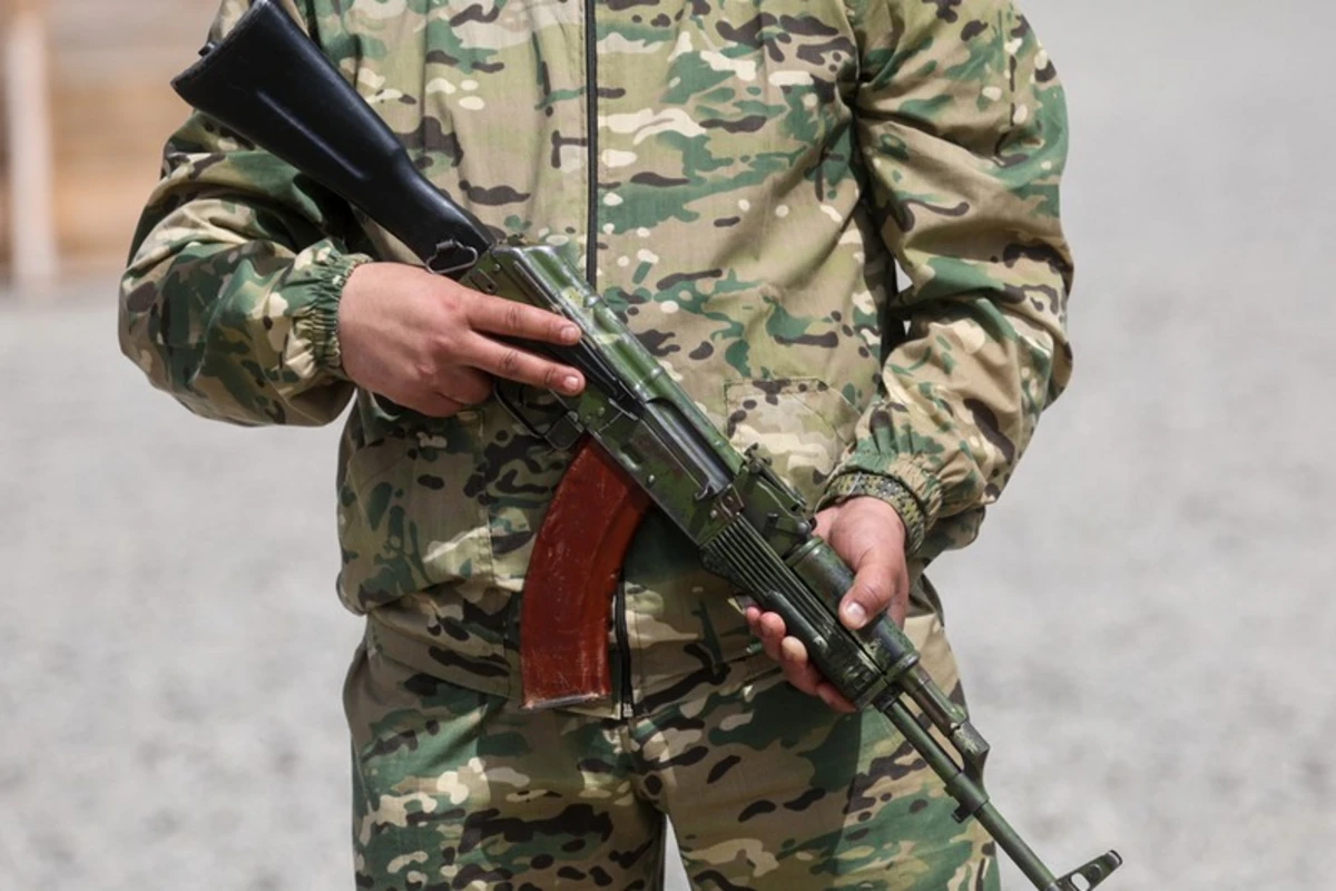 İrəvanda atışma olub, xəsarət alan var