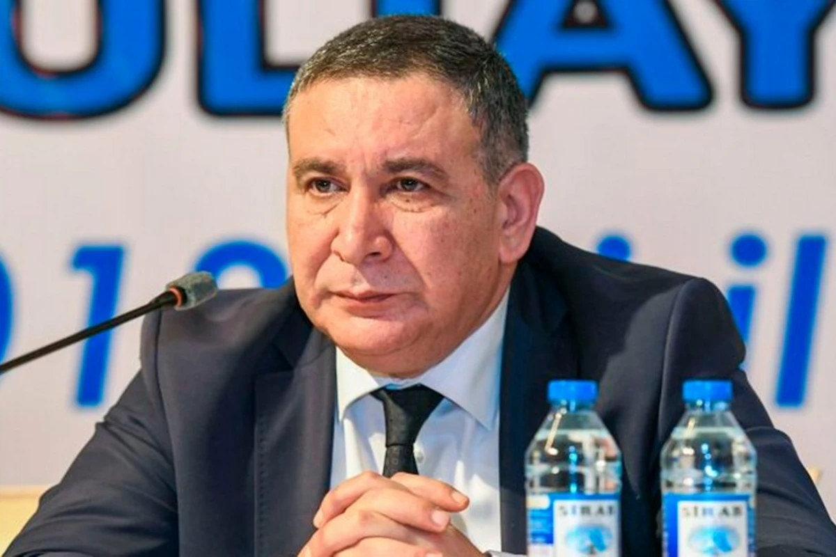 Rəşad Məcid: Rusiya Erməniləri İttifaqının Bakıda səfərdə olan Prezident Putinə müraciəti acizlik əlamətidir Rəşad Məcid: Rusiya Erməniləri İttifaqının Bakıda səfərdə olan Prezident Putinə müraciəti acizlik əlamətidir
