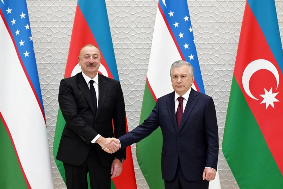 Daşkənddə Azərbaycan və Özbəkistan prezidentlərinin işgüzar dairələrin nümayəndələri ilə görüşü keçirilib