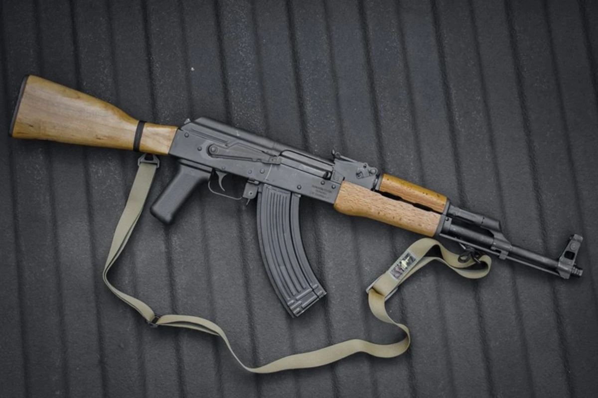 Neftçala rayon sakinindən avtomat götürülüb