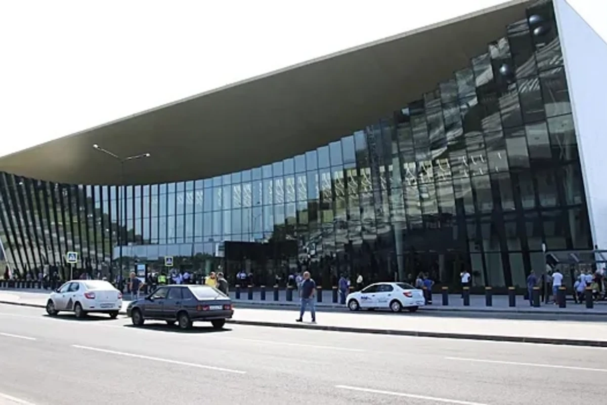 Saratov hava limanı PUA hücumu səbəbindən fəaliyyətini dayandırıb