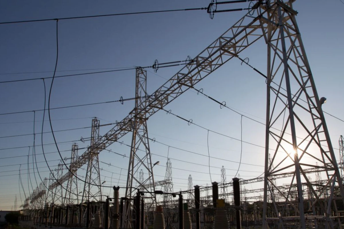 Ukraynada fövqəladə hal - Elektrik enerjisi kəsildi Ukraynada fövqəladə hal - Elektrik enerjisi kəsildi