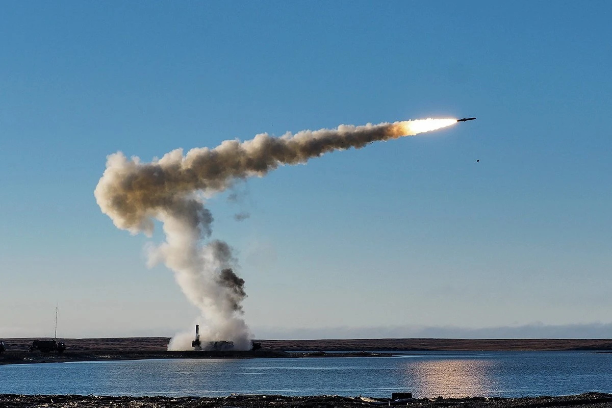 ВС России нанесли массированный ракетный удар по территории Украины ВС России нанесли массированный ракетный удар по территории Украины