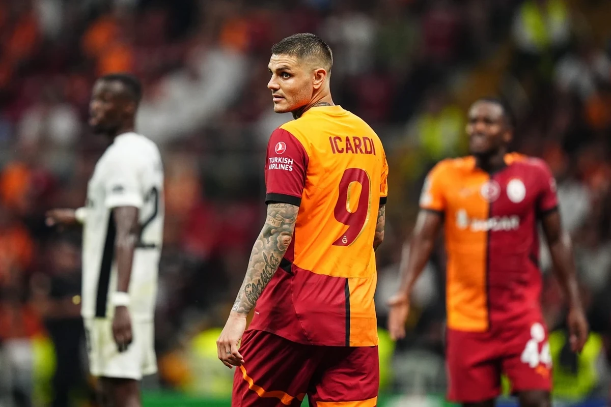 Qalatasaray UEFA Çempionlar Liqasında mübarizəni dayandırdı - VİDEO