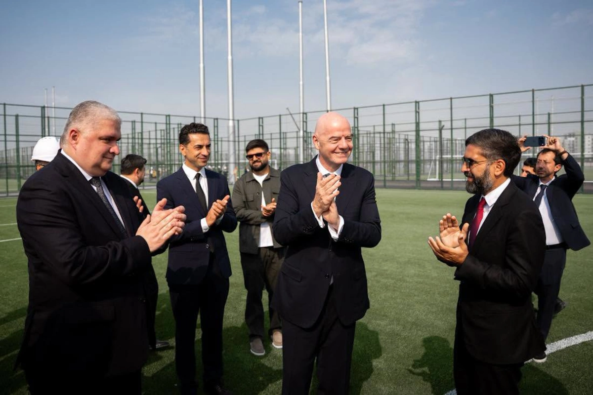İnfantino Hövsanda inşa olunan meydançalara baxış keçirib