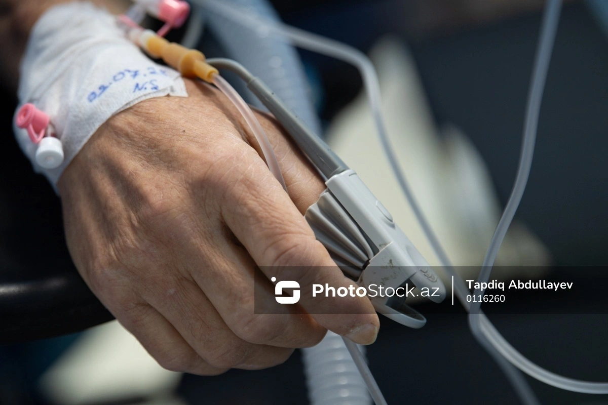 Şəmkirdə bədbəxt hadisə: Nəfəs borusuna düşən xurma gəncin həyatına son qoydu