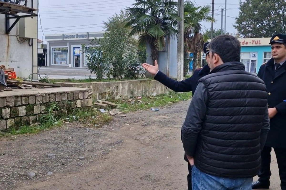 Lənkəranda ətraf mühitin çirkləndirilməsinə görə son bir ayda 44 nəfər cərimələnib Lənkəranda ətraf mühitin çirkləndirilməsinə görə son bir ayda 44 nəfər cərimələnib
