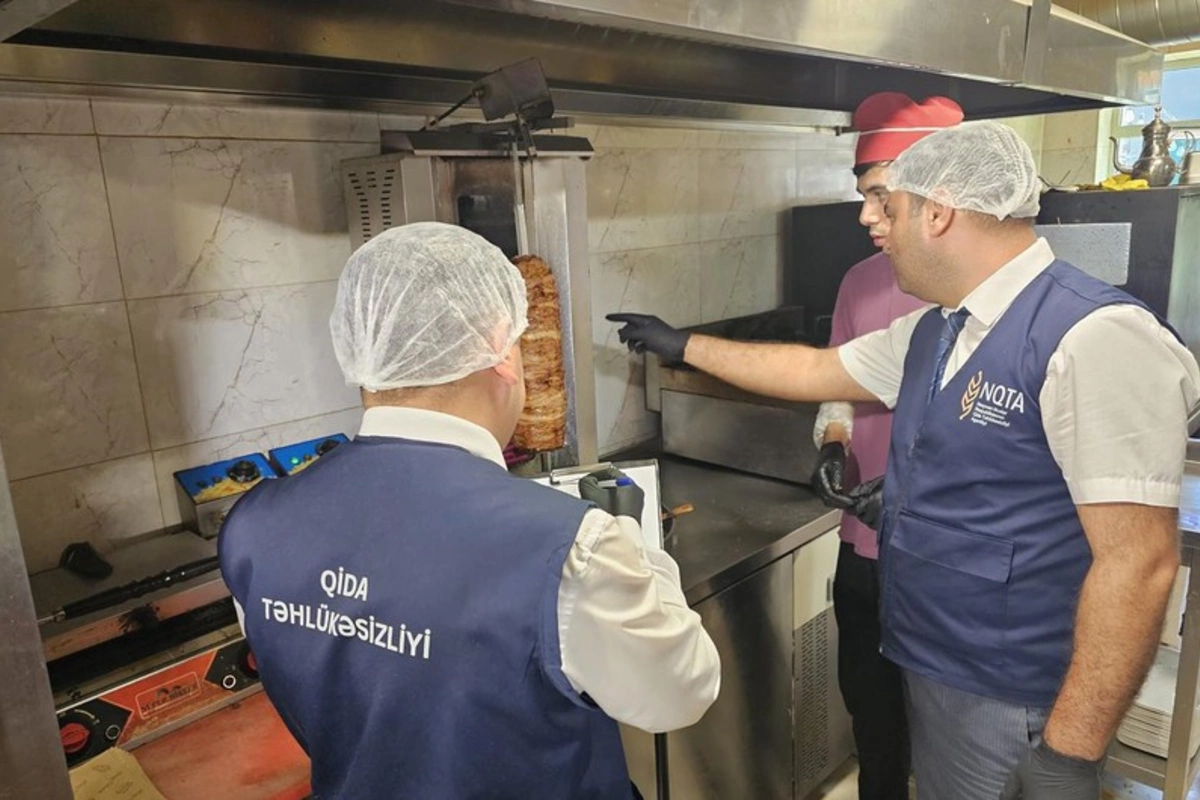 В Нахчыване ограничена деятельность шести точек по продаже донера В Нахчыване ограничена деятельность шести точек по продаже донера