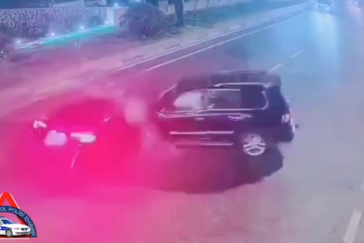 Sumqayıtda dəhşətli qəza anbaan kameraya düşdü