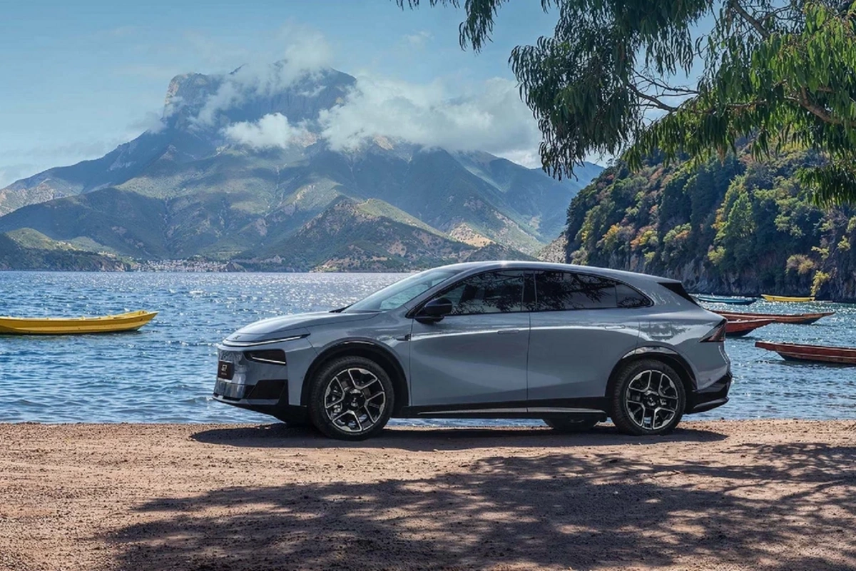 Dünyanın ən uzaqməsafəli hibrid krossoveri məlum oldu