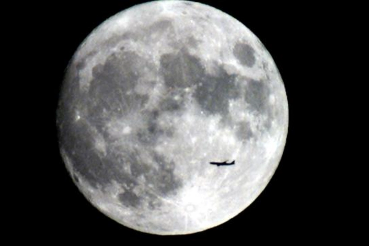 NASA Ay səthində nüvə reaktoru qurmağı planlaşdırır