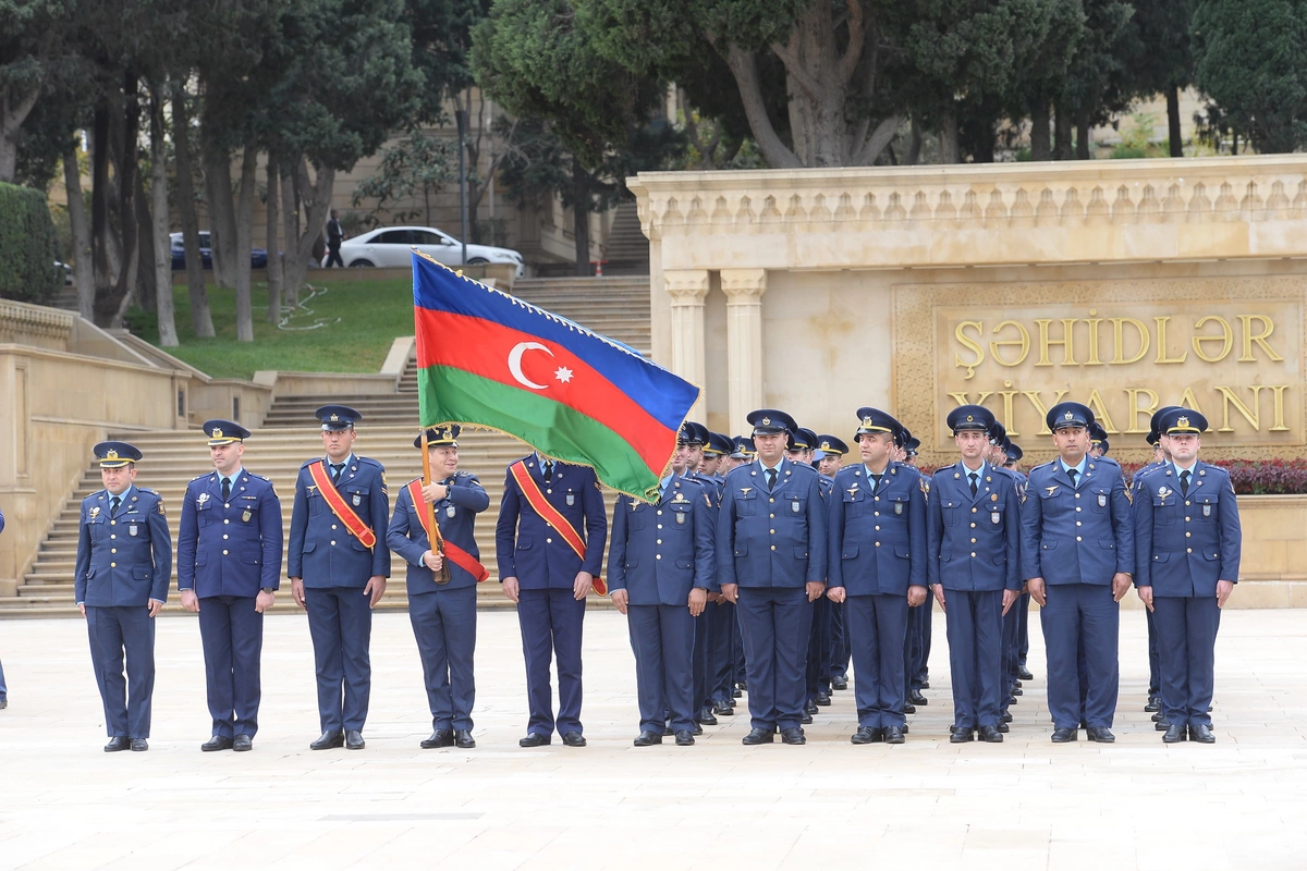 Bakıda hərbiçilərin Zəfər yürüşü BAŞLADI