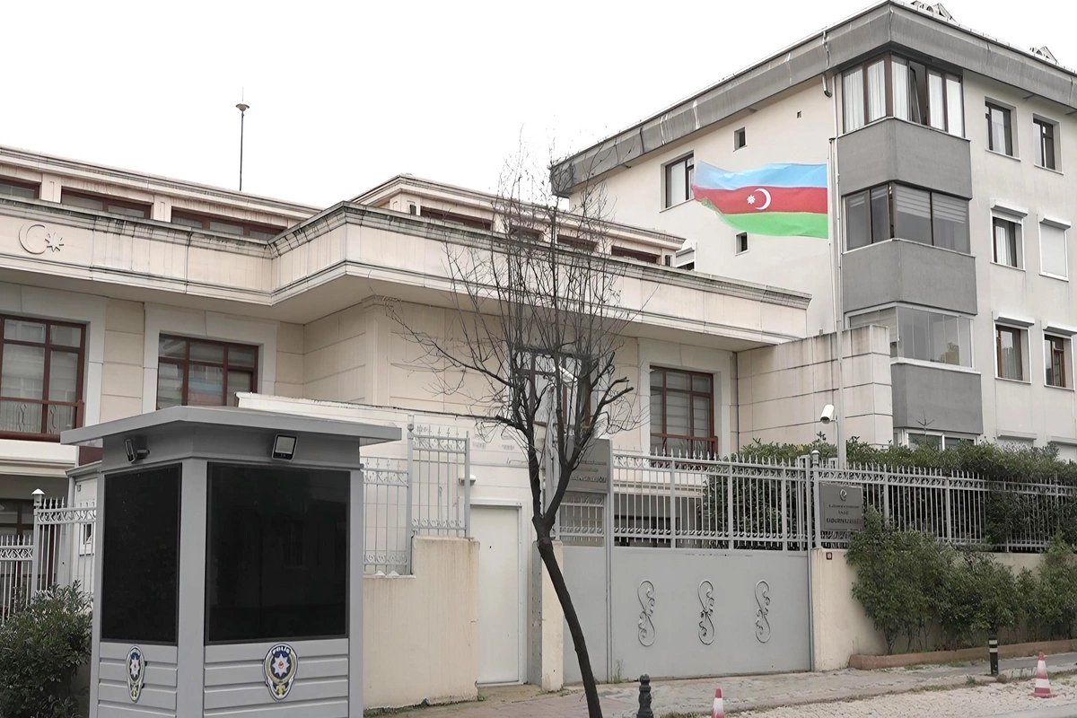 Azərbaycanın Türkiyədəki səfirliyi 10 gün konsulluq xidməti göstərməyəcək