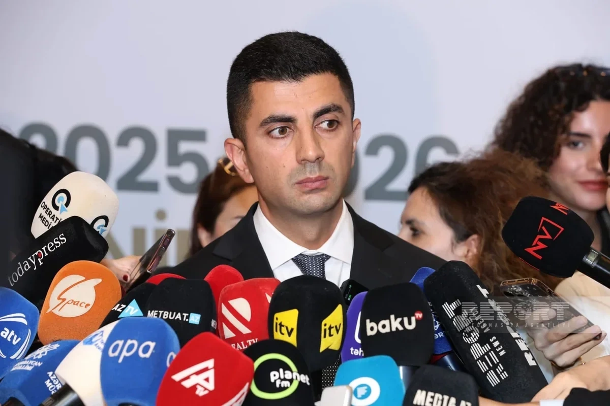 Agentlik direktoru: Bəzi hallarda nəticələri yüksək olan müəllimlər çox az dərs saatı ilə təmin olunurlar