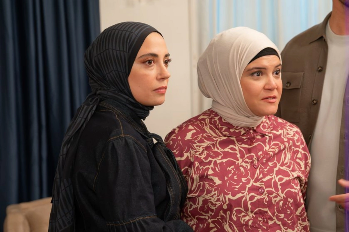 Kızılcık Şerbetinin aktrisası Porschesi ilə gündəm oldu