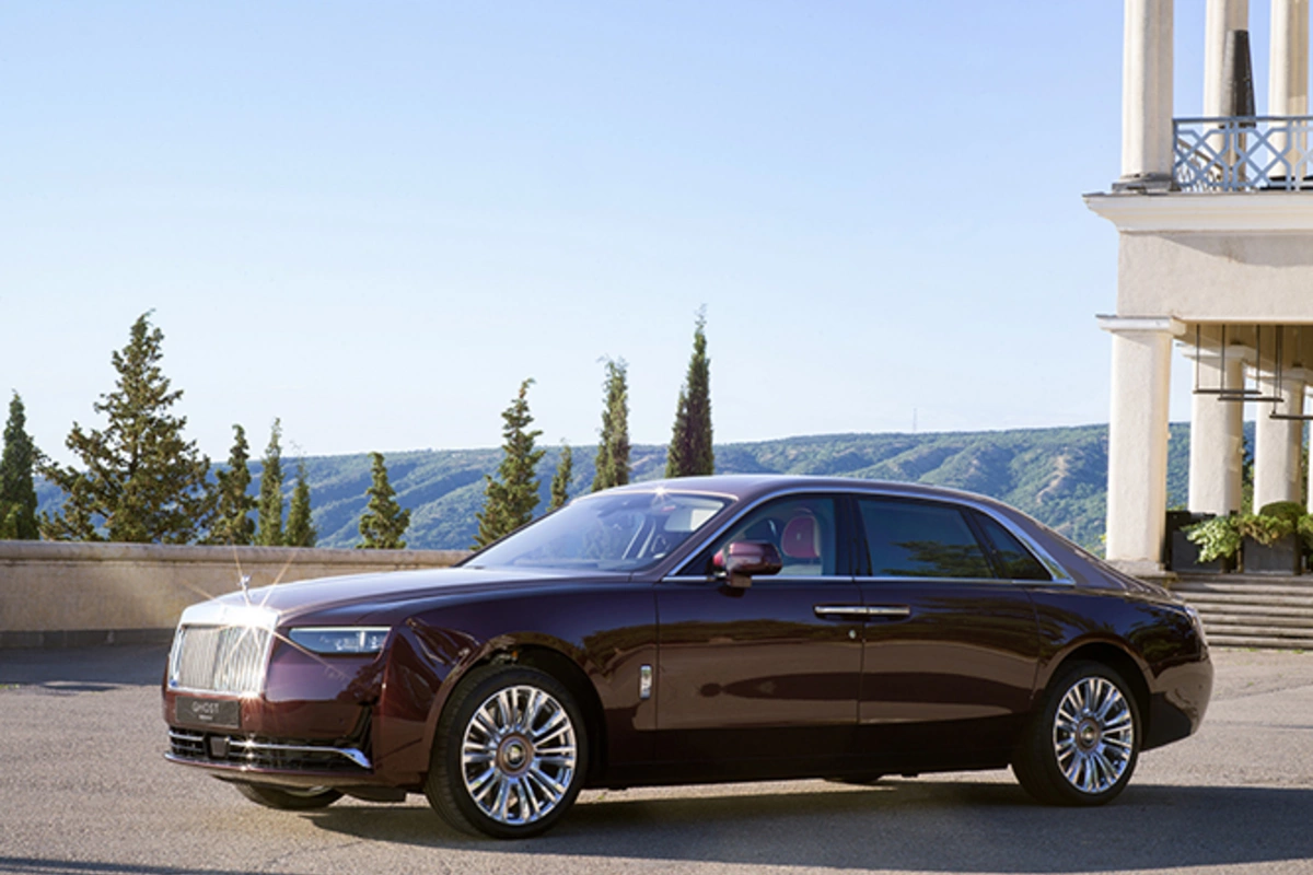 Rolls Royce Motor Cars Baku iki yeni Rolls-Royce modelini Tbilisidə təqdim etdi Rolls Royce Motor Cars Baku iki yeni Rolls-Royce modelini Tbilisidə təqdim etdi