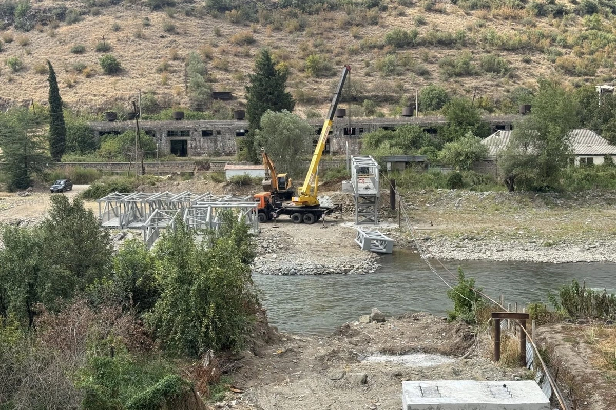 İran Ermənistana körpü bağışladı İran Ermənistana körpü bağışladı