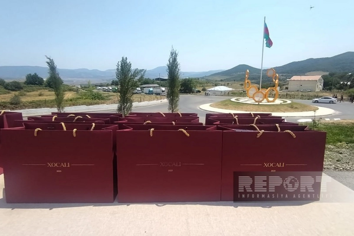Növbəti köç karvanı Ballıca kəndinə çatıb, açarlar təqdim edilib