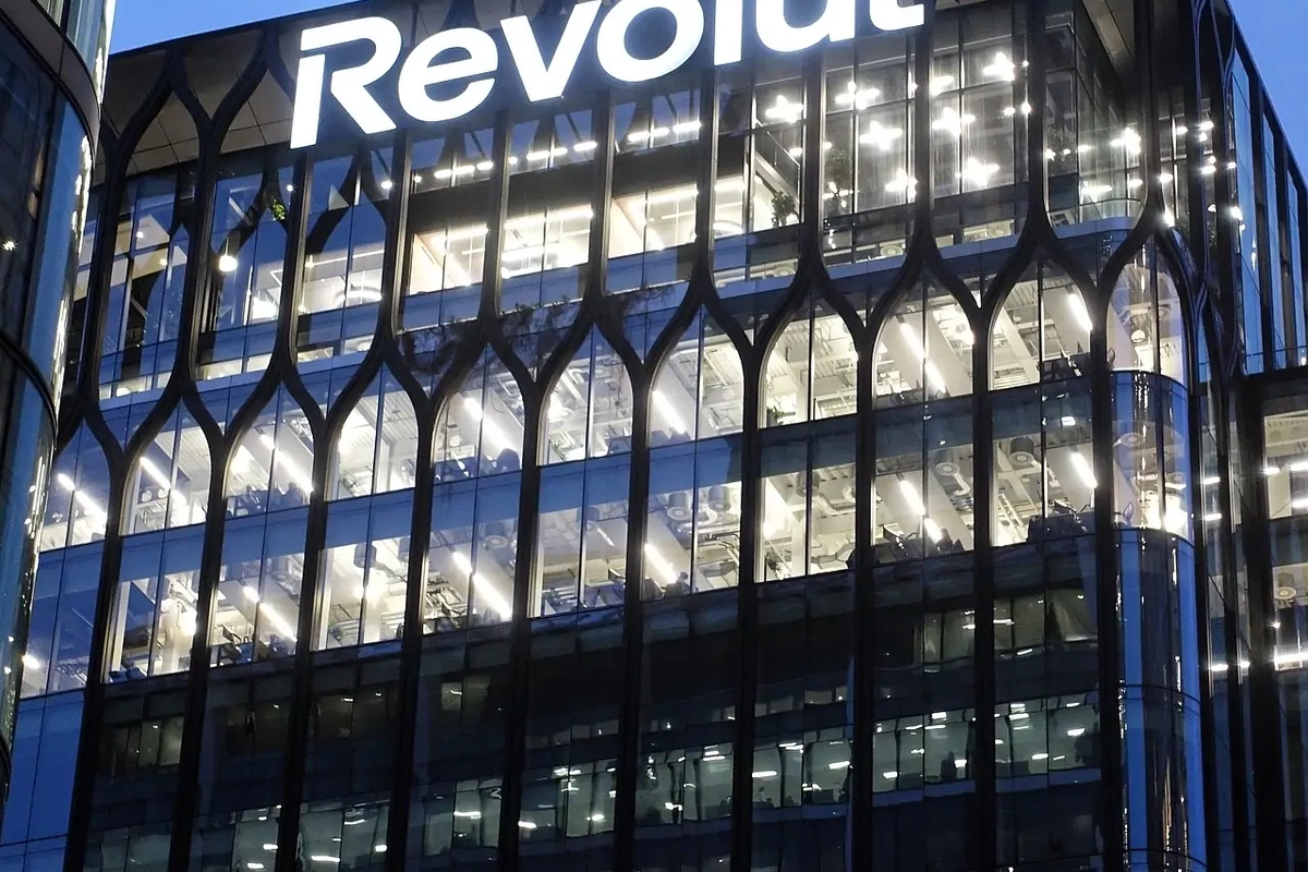 Revolut müştərilərinin məlumatları dələduzların əlinə keçib