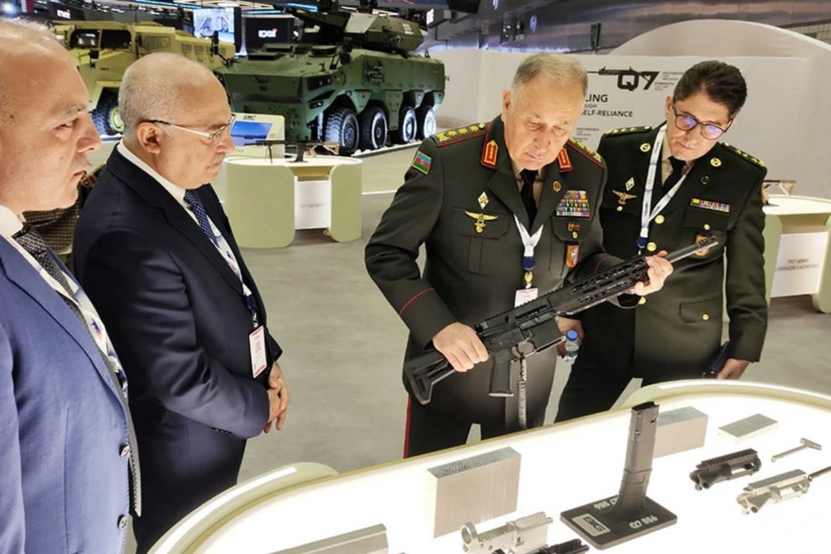 Kərim Vəliyev Qətərdə Beynəlxalq Dəniz Müdafiə sərgisində iştirak edir