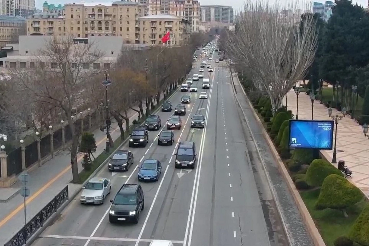 Bakının bir sıra yollarında tıxac var