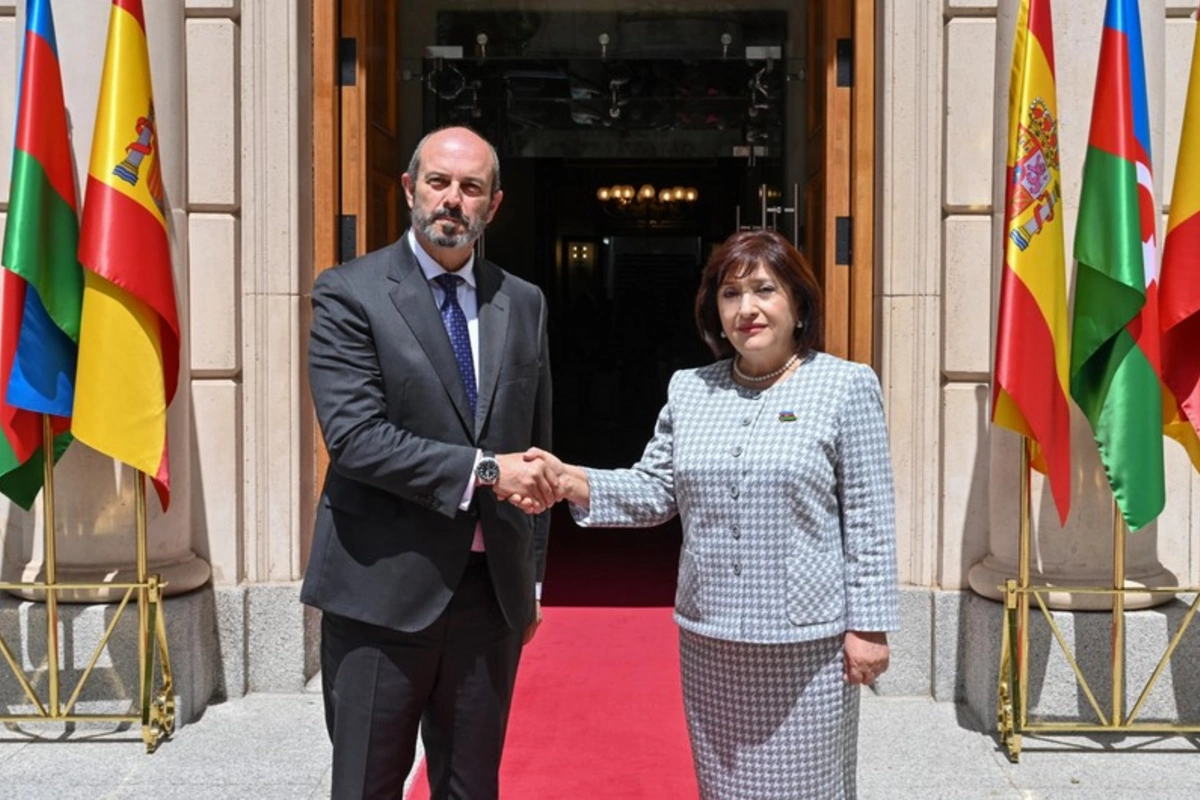 Sahibə Qafarova İspaniya Senatının sədri ilə görüşüb