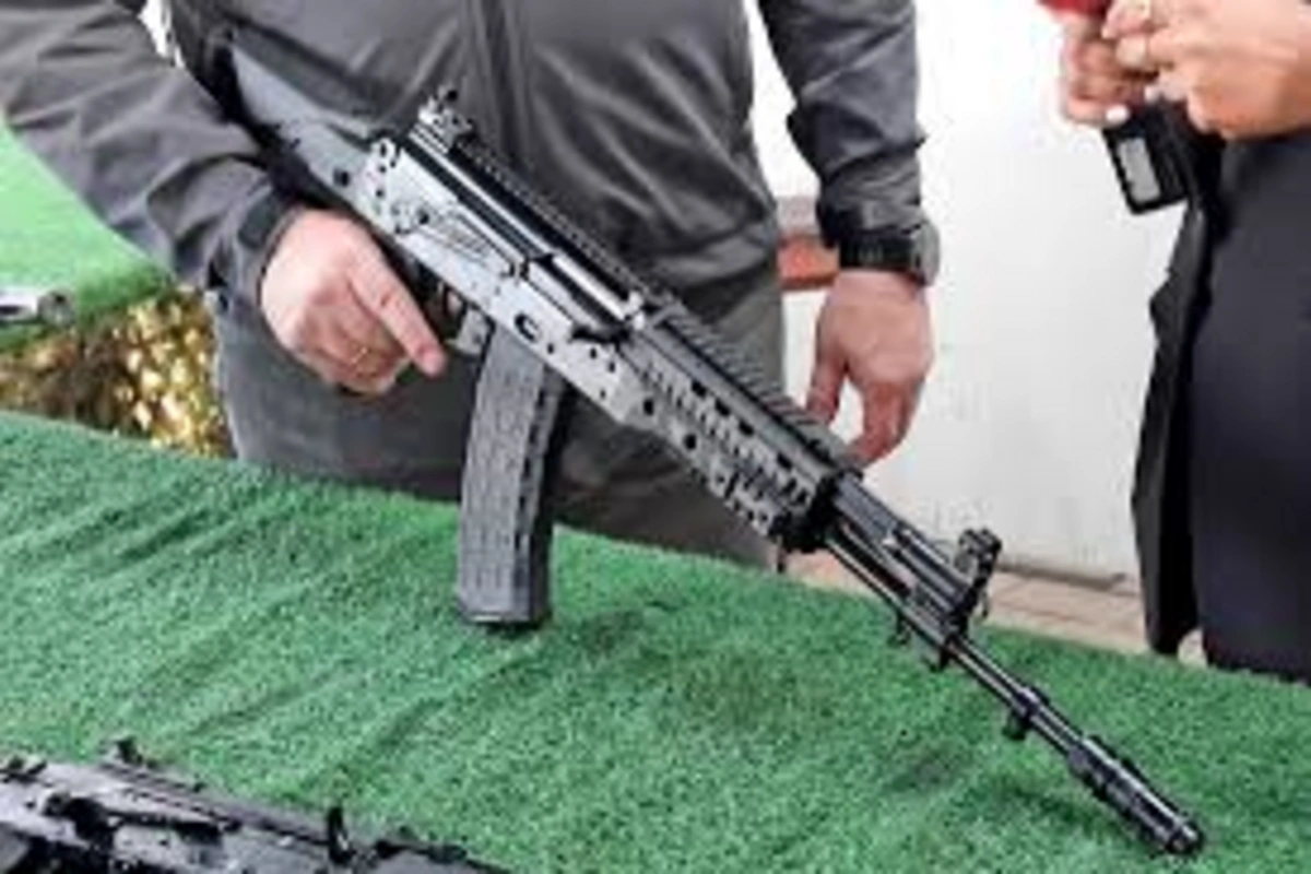 Kalaşnikov ilk dəfə olaraq AK-12 avtomatının iki yeni modifikasiyasını təqdim etdi Kalaşnikov ilk dəfə olaraq AK-12 avtomatının iki yeni modifikasiyasını təqdim etdi