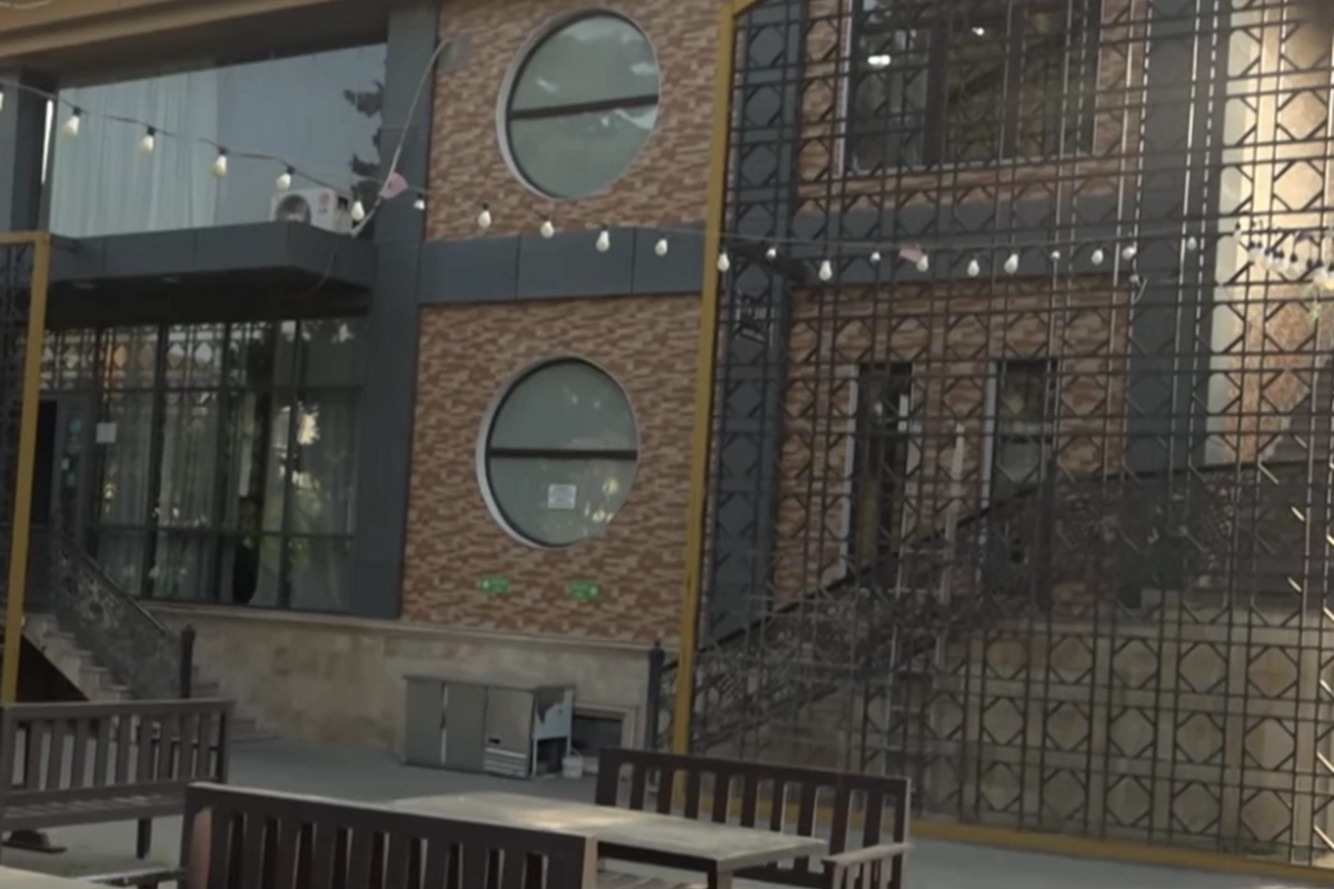 Bakıxanovda restoranda işçi işığı yandırdı, partlayış baş verdi - Hadisənin TƏFƏRRÜATI