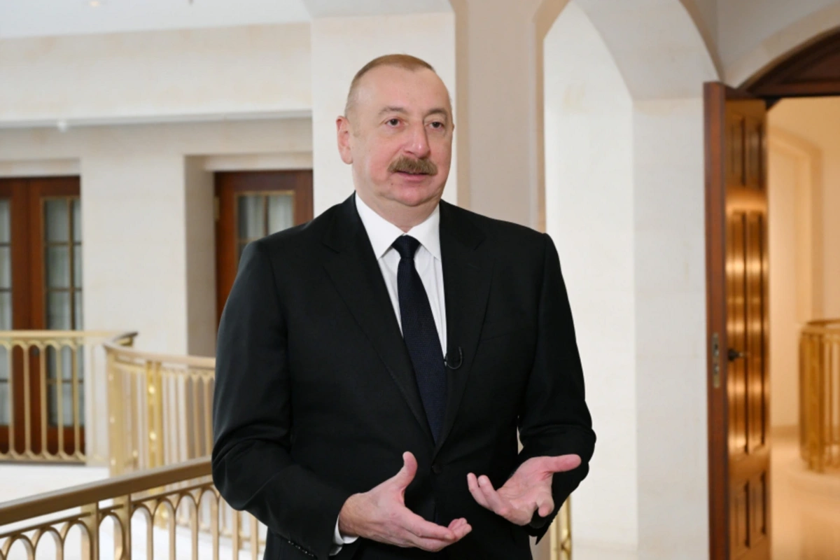 Prezident: Azərbaycan Xalq Cümhuriyyətinin yaradılması böyük tarixi hadisə idi Prezident: Azərbaycan Xalq Cümhuriyyətinin yaradılması böyük tarixi hadisə idi