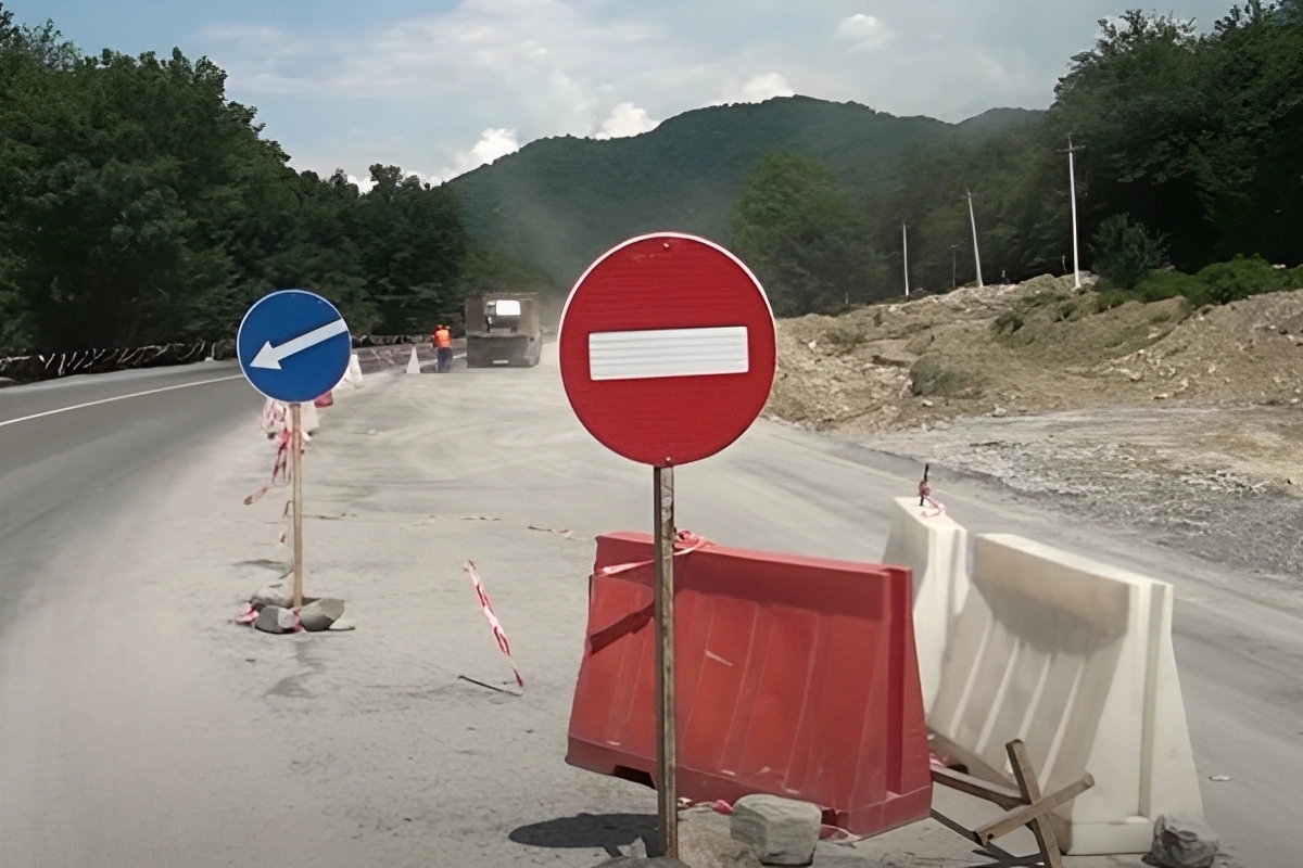Muğanlı-İsmayıllı-Qəbələ yolunda təmir işləri niyə ləng gedir? Muğanlı-İsmayıllı-Qəbələ yolunda təmir işləri niyə ləng gedir?