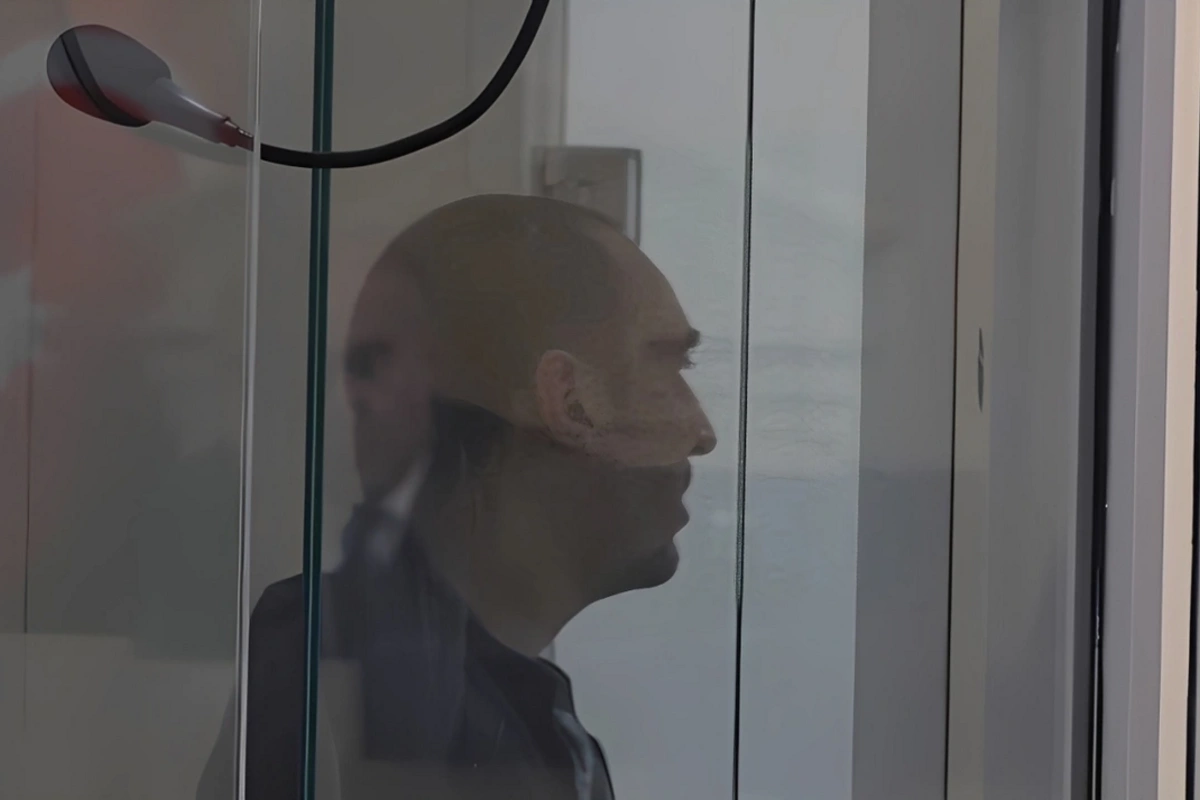 Qardaşını qətlə yetirməkdə təqsirləndirilən Amin Nuri: Narkotik istifadə etdiyi üçün öldürmüşəm