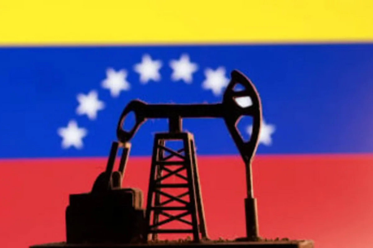 Venesuela Chevron və Eni şirkətləri ilə neft sazişləri imzalayıb