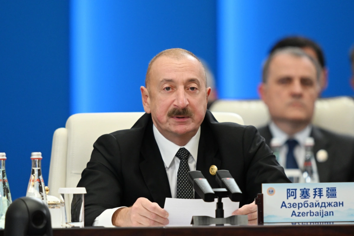 İlham Əliyev Çinin Tiencin şəhərində ŞƏT plyus formatında görüşdə çıxış edib