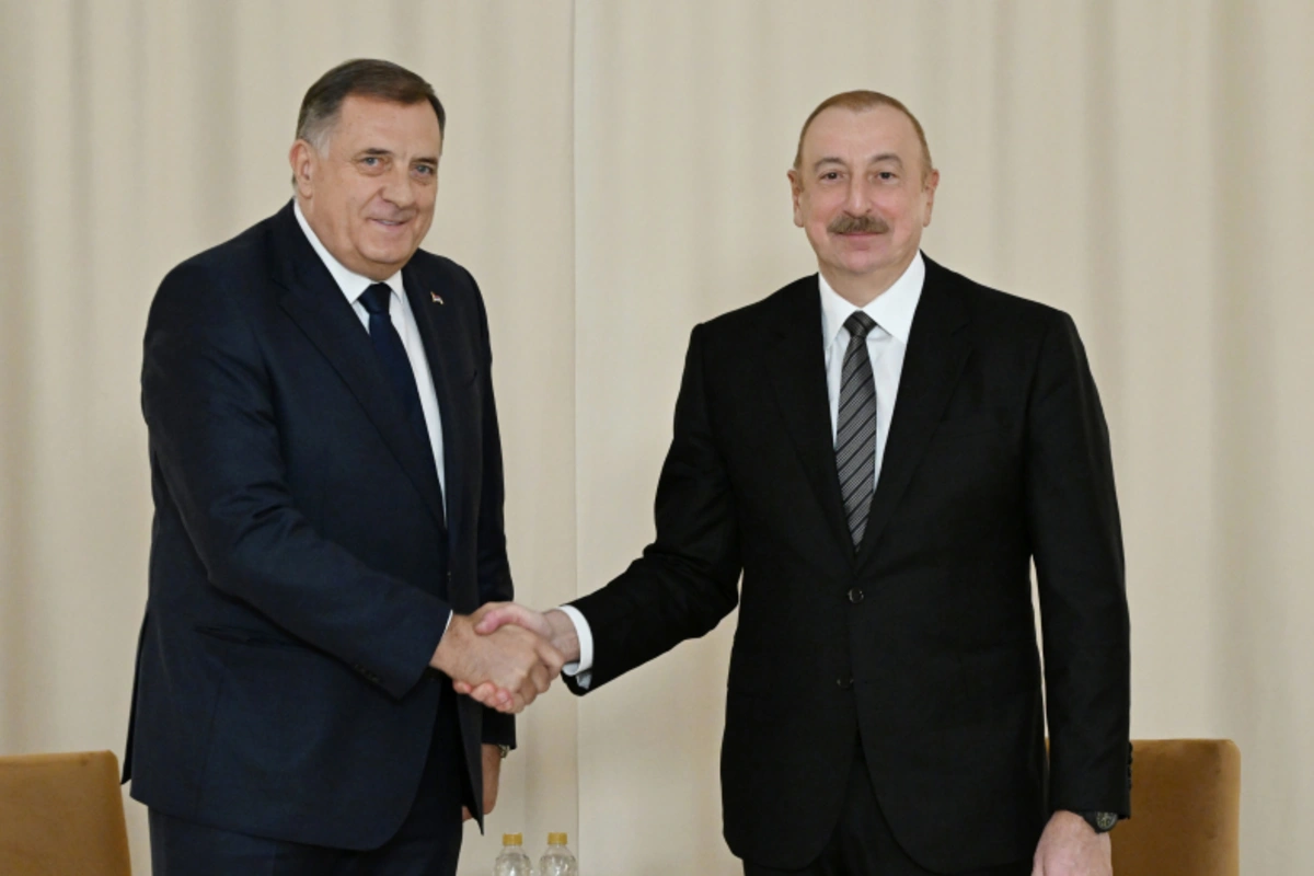 Prezident İlham Əliyevin Kazanda Bosniya və Herseqovinanın Serbska Respublikasının Prezidenti ilə görüşü olub Prezident İlham Əliyevin Kazanda Bosniya və Herseqovinanın Serbska Respublikasının Prezidenti ilə görüşü olub