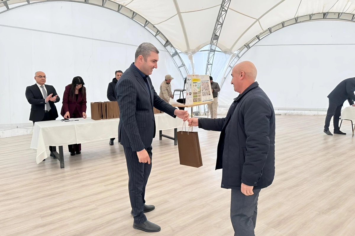 Növbəti köç karvanı Laçına çatıb, mənzillərin açarları təqdim olunub