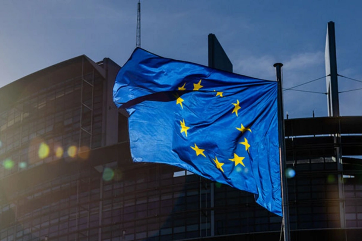 Vahid maraqları olmayan Aİ parçalanmağa məhkumdur?