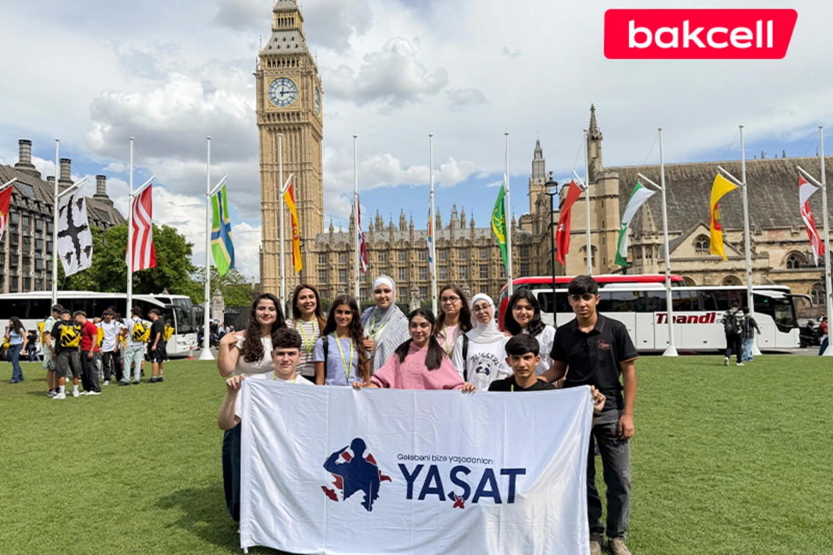 Bakcellin dəstəyi ilə YAŞAT yay məktəbi Londonda