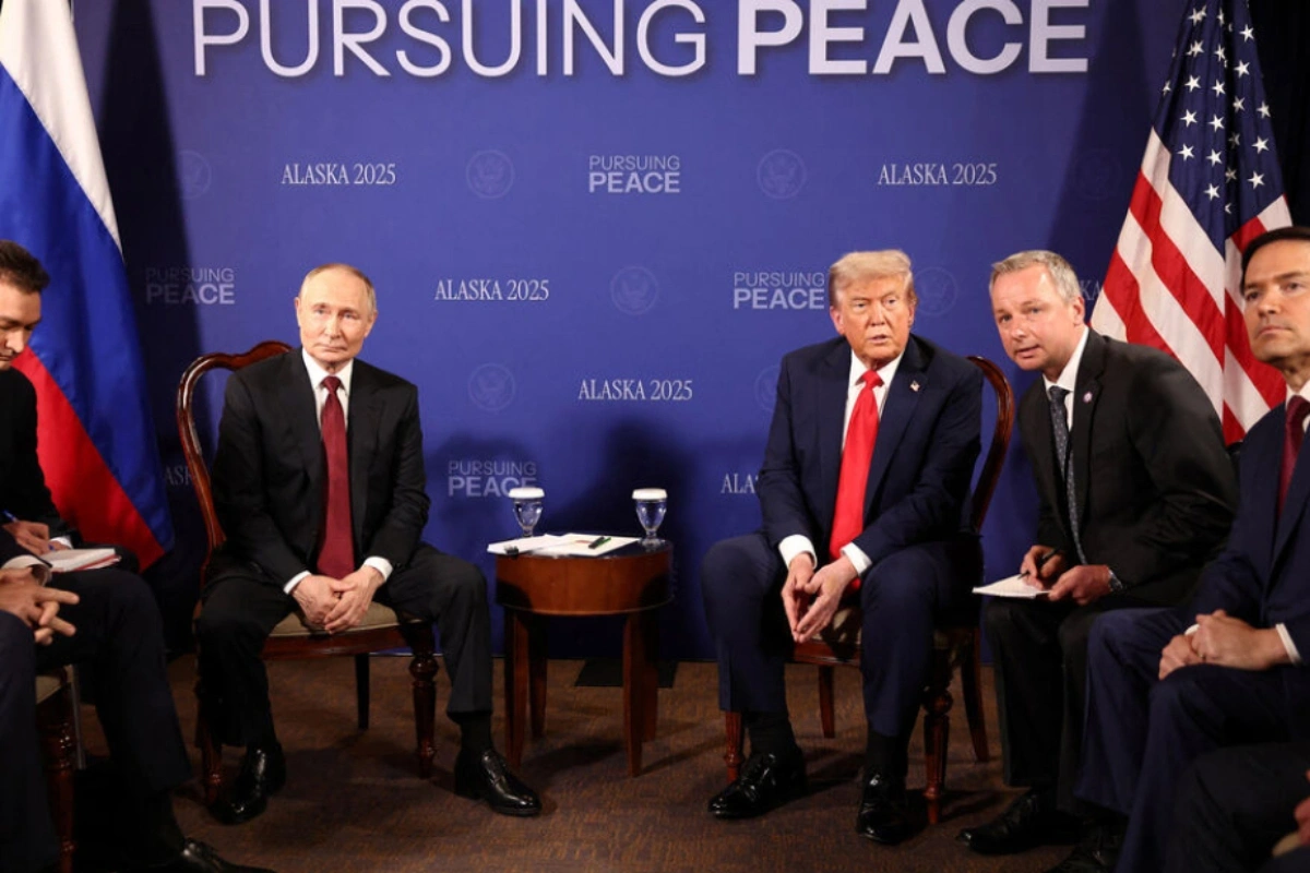 Начались переговоры Дональда Трампа и Владимира Путина