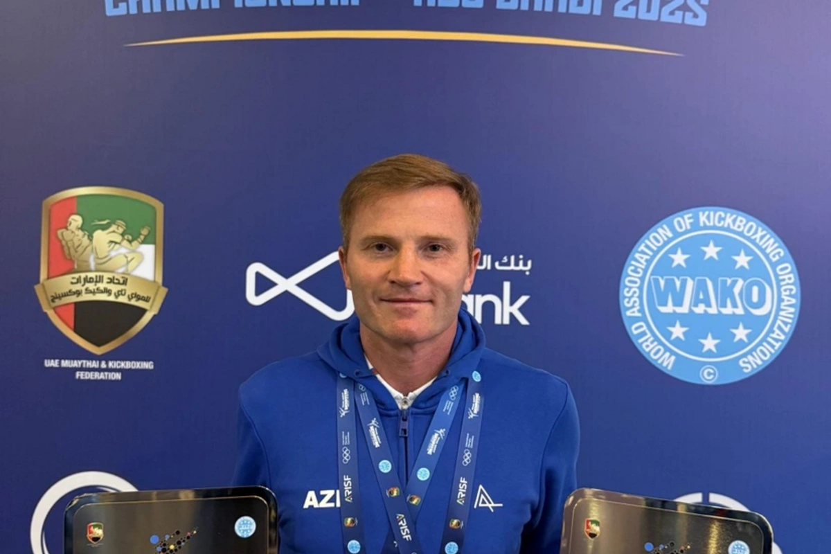 Eduard Məmmədov Əbu-Dabidə keçirilən dünya çempionatında iki qızıl medal qazanıb