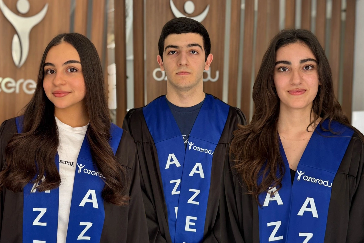 REKORD: 4 AZEREDU tələbəsi TR-YÖS imtahanında 500 tam bal toplayaraq DÜNYA BİRİNCİLƏRİ oldu REKORD: 4 AZEREDU tələbəsi TR-YÖS imtahanında 500 tam bal toplayaraq DÜNYA BİRİNCİLƏRİ oldu
